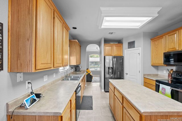 22841 San Saba Bluff, San Antonio, TX 78258