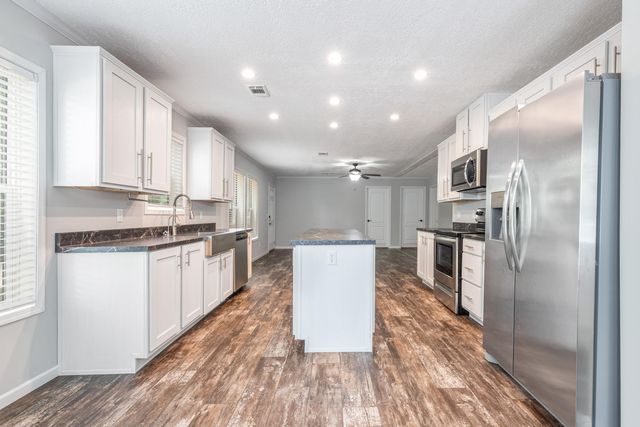 59510 E 324 Rd, Grove, OK 74344