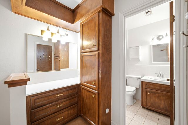 2204 S Memorial Court, Pasadena, TX 77502