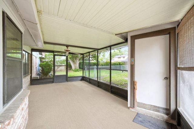 2204 S Memorial Court, Pasadena, TX 77502