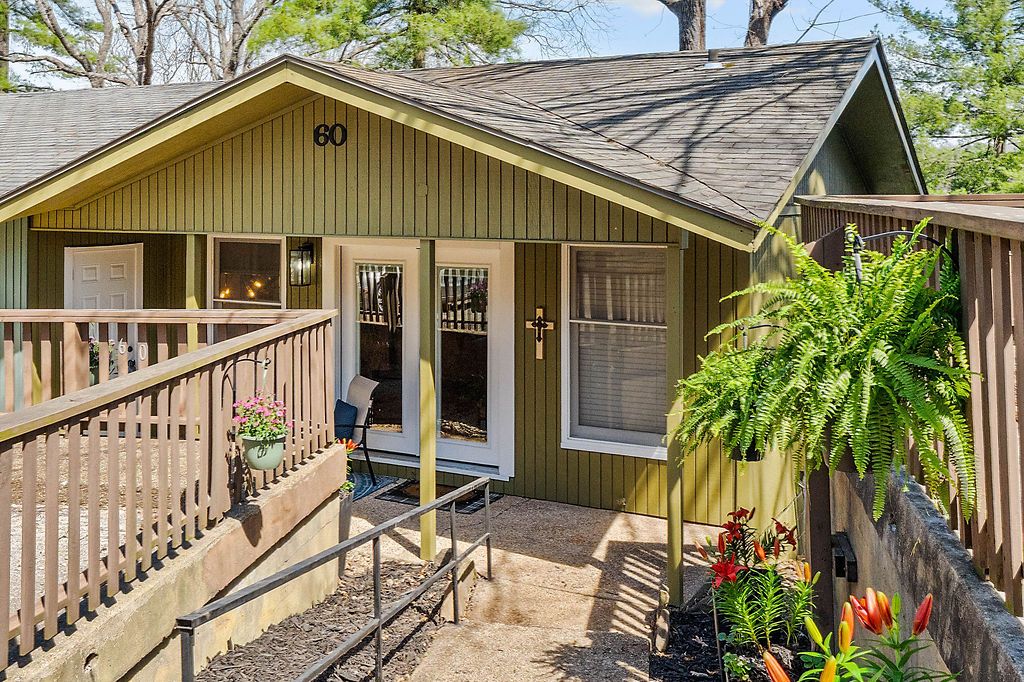 60 Dogwood Drive, Bella Vista, AR 72715