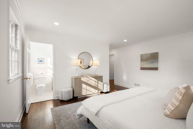 6117 OVERLEA RD, Bethesda, MD 20816