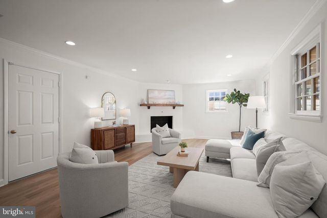 6117 OVERLEA RD, Bethesda, MD 20816