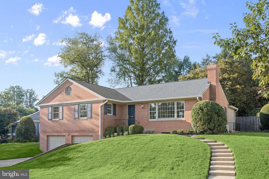 6117 OVERLEA RD, Bethesda, MD 20816