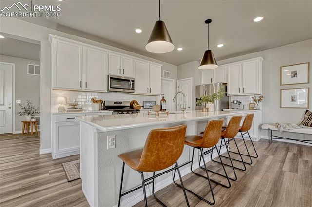 140 WILD GRASS Way, Colorado Springs, CO 80919