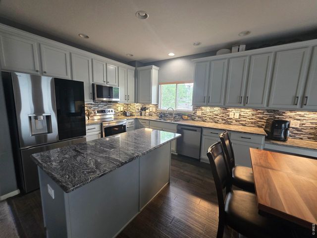 1734 Wood Duck Dr, Johnstown, CO 80534