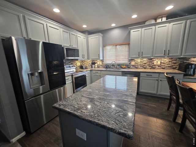1734 Wood Duck Dr, Johnstown, CO 80534