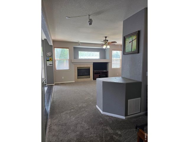 1734 Wood Duck Dr, Johnstown, CO 80534