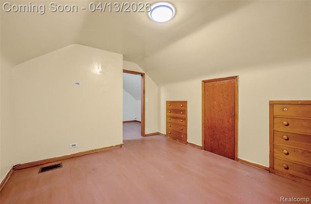 19730 Goulburn Street, Detroit, MI 48205