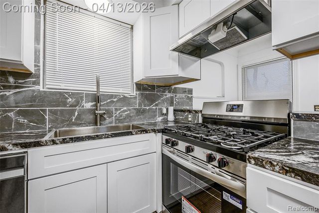 19730 Goulburn Street, Detroit, MI 48205