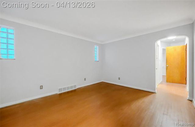 19730 Goulburn Street, Detroit, MI 48205