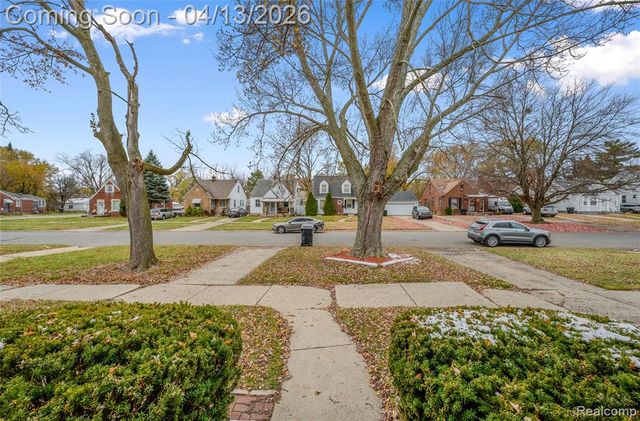 19730 Goulburn Street, Detroit, MI 48205