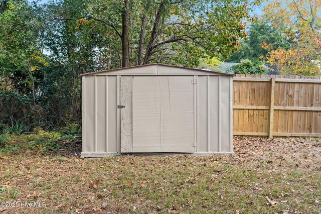 305 North Carolina Avenue, Wilmington, NC 28401