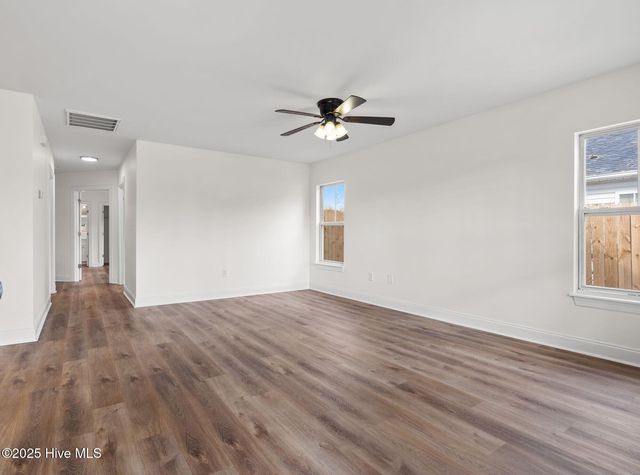 305 North Carolina Avenue, Wilmington, NC 28401