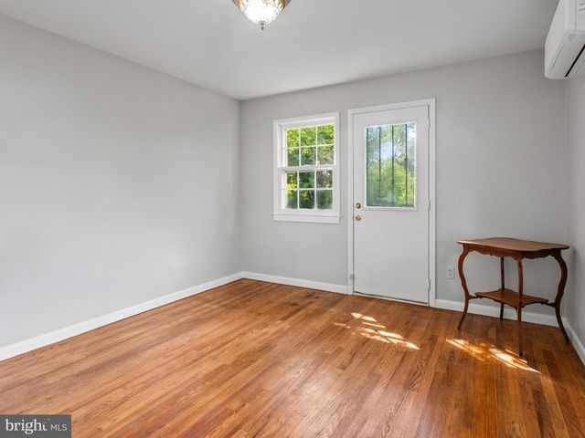 7607 LATHAM AVE, Fort Washington, MD 20744