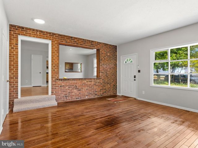 7607 LATHAM AVE, Fort Washington, MD 20744