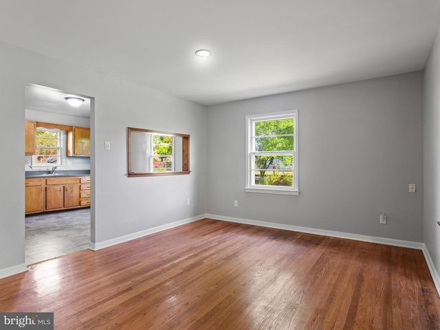 7607 LATHAM AVE, Fort Washington, MD 20744