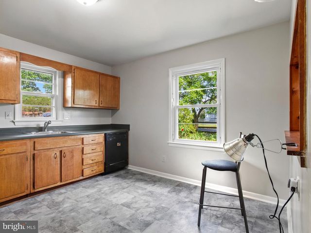 7607 LATHAM AVE, Fort Washington, MD 20744