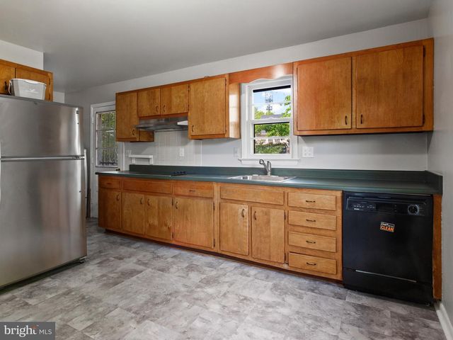 7607 LATHAM AVE, Fort Washington, MD 20744
