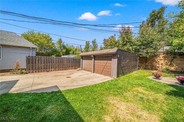 4069 Bushnell Road, University Heights, OH 44118