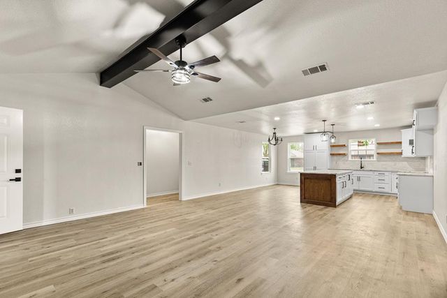 1209 Bellaire, Andrews, TX 79714