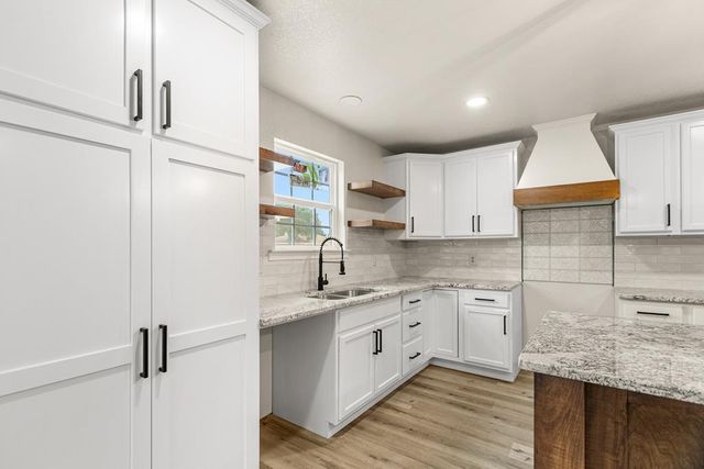 1209 Bellaire, Andrews, TX 79714