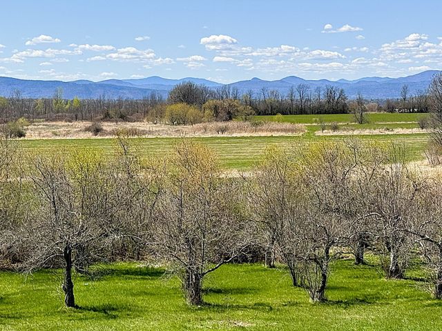 194 S Bingham Street, Cornwall, VT 05753