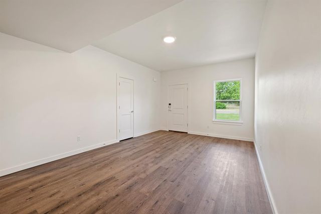 9 N State Street, Edmond, OK 73003