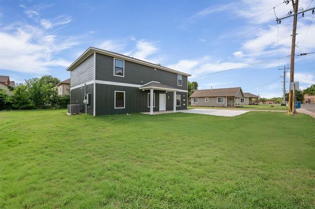 9 N State Street, Edmond, OK 73003