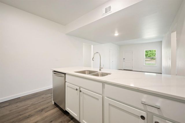 9 N State Street, Edmond, OK 73003