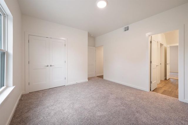 9 N State Street, Edmond, OK 73003
