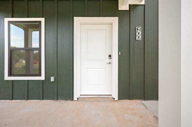 9 N State Street, Edmond, OK 73003