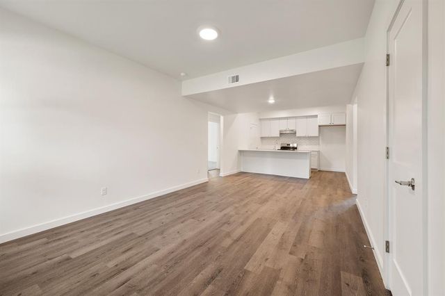 9 N State Street, Edmond, OK 73003