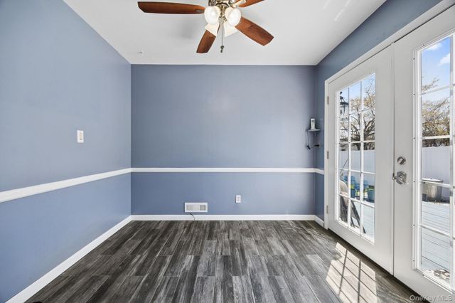 336 W 23rd Street, Deer Park, NY 11729