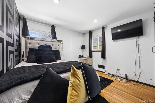 336 W 23rd Street, Deer Park, NY 11729