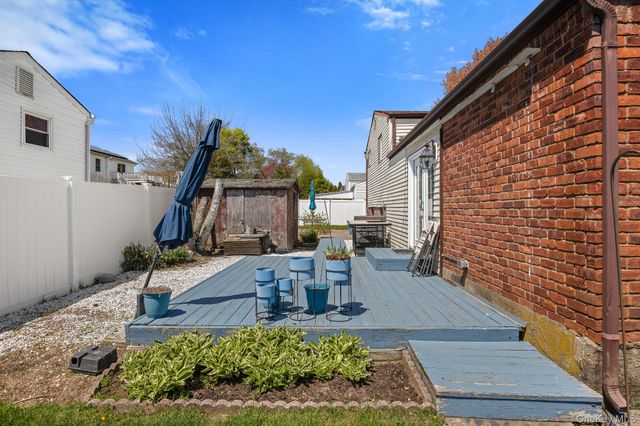 336 W 23rd Street, Deer Park, NY 11729