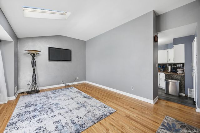 336 W 23rd Street, Deer Park, NY 11729