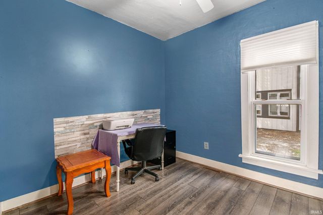 317 E Waterford Street, Wakarusa, IN 46573