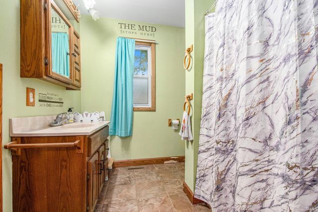 317 E Waterford Street, Wakarusa, IN 46573