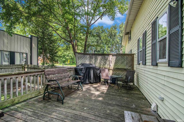 317 E Waterford Street, Wakarusa, IN 46573