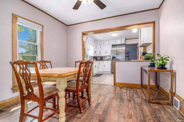 317 E Waterford Street, Wakarusa, IN 46573