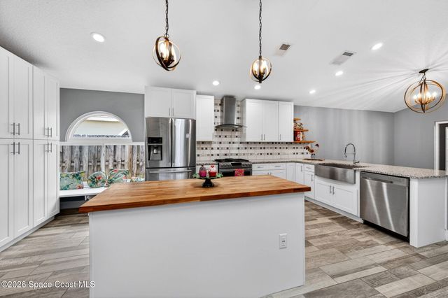 6612 Fawn Ridge Drive, Melbourne, FL 32940