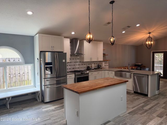 6612 Fawn Ridge Drive, Melbourne, FL 32940