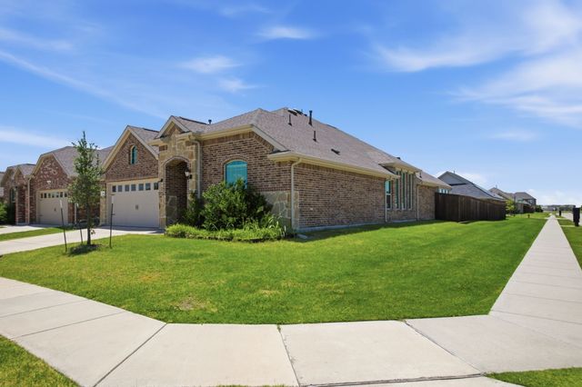 700 Pistachio Parkway, Forney, TX 75126