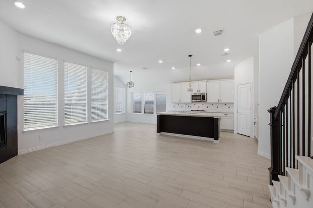 700 Pistachio Parkway, Forney, TX 75126