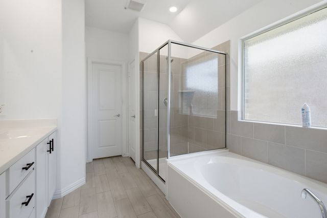 700 Pistachio Parkway, Forney, TX 75126