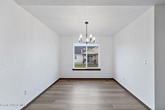 8989 W Swather AVE, Rathdrum, ID 83858