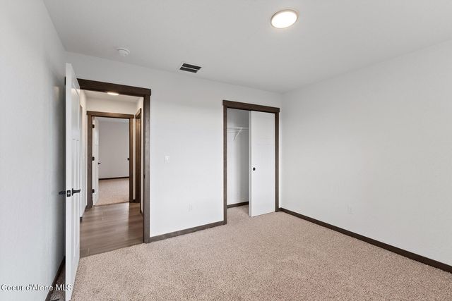 8989 W Swather AVE, Rathdrum, ID 83858