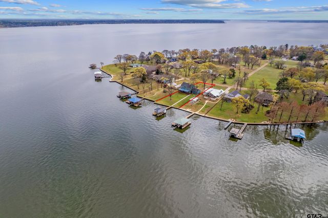 22107 Bluewater, Chandler, TX 75758