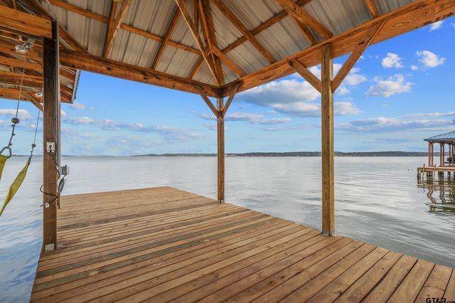 22107 Bluewater, Chandler, TX 75758